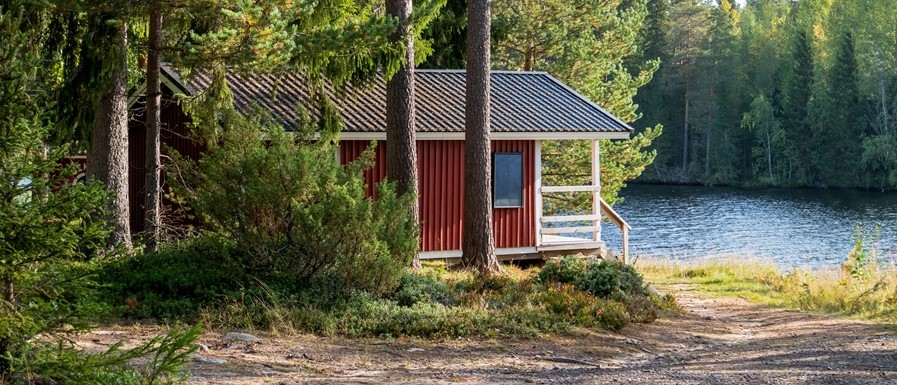 Sommarstuga vid vattnet